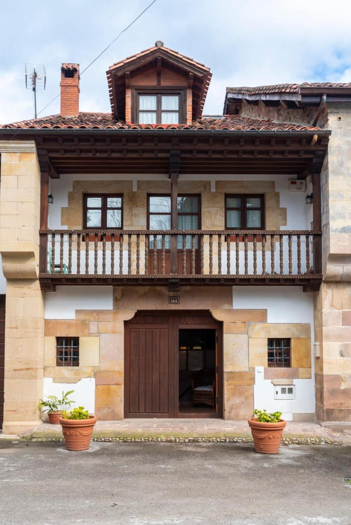 Vila Casa Rural La Carlota Renedo De Cabuerniga Exteriér fotografie